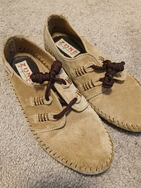 Women's Suede Moccasin in Tan with Brown Laces